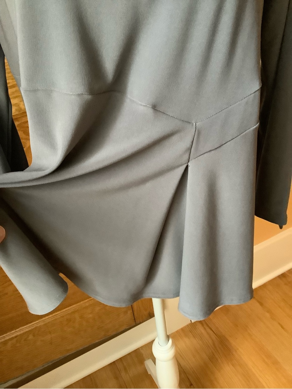 Sympli Gray Jersey Asymmetrical Hem Tunic Top 8 - Picture 5 of 9